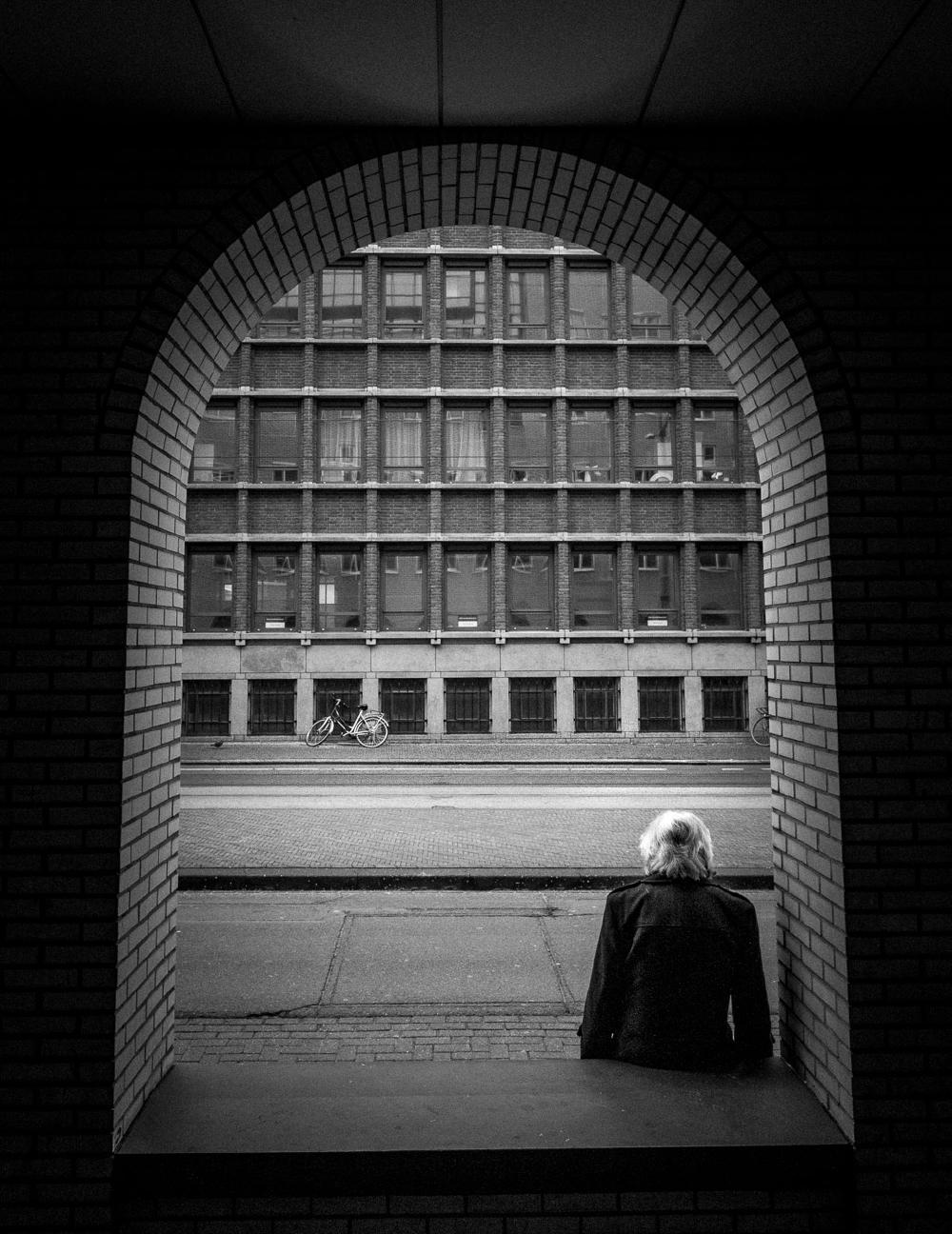 life-in-contrast